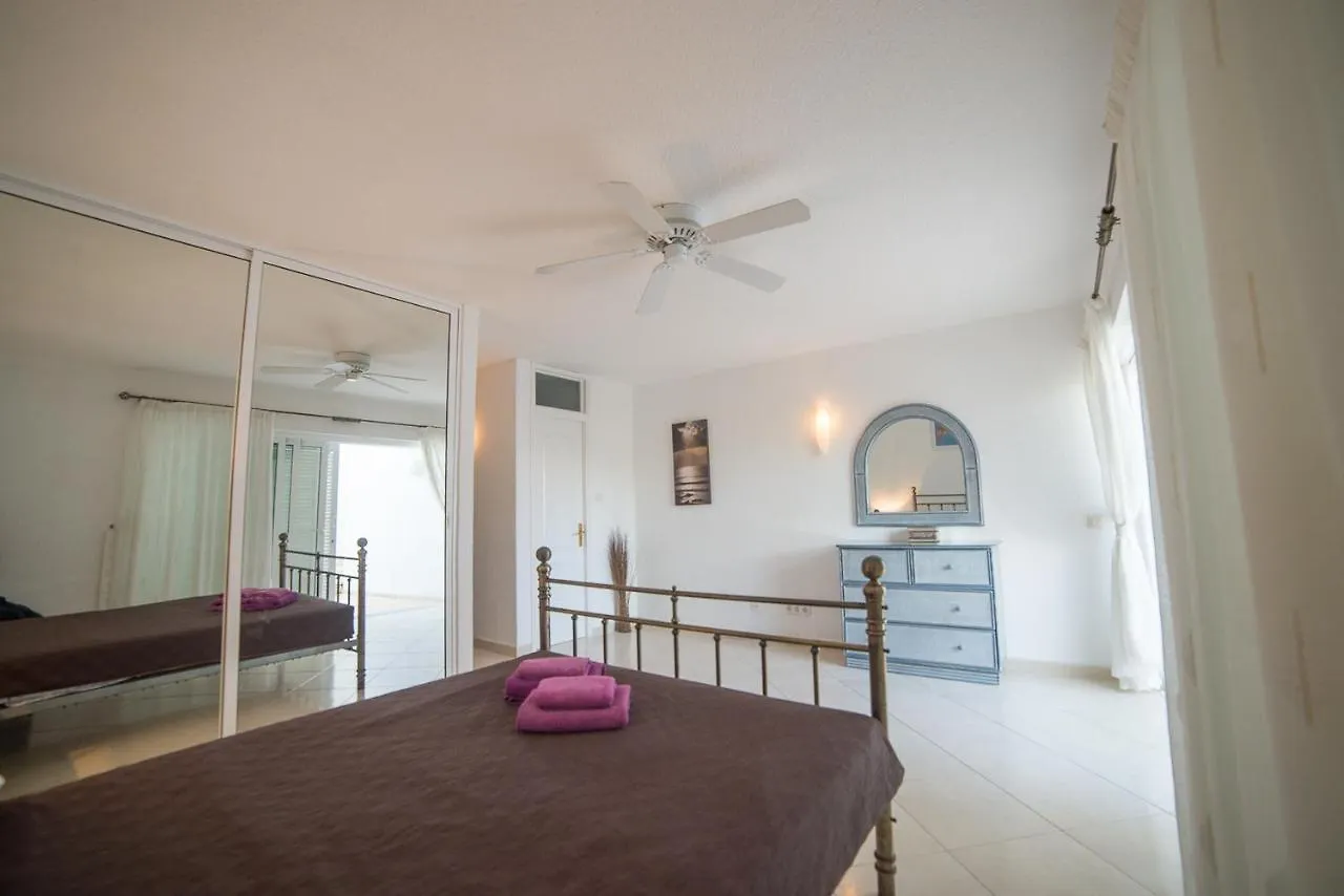 Bungalow Club Atlantis أذيخي